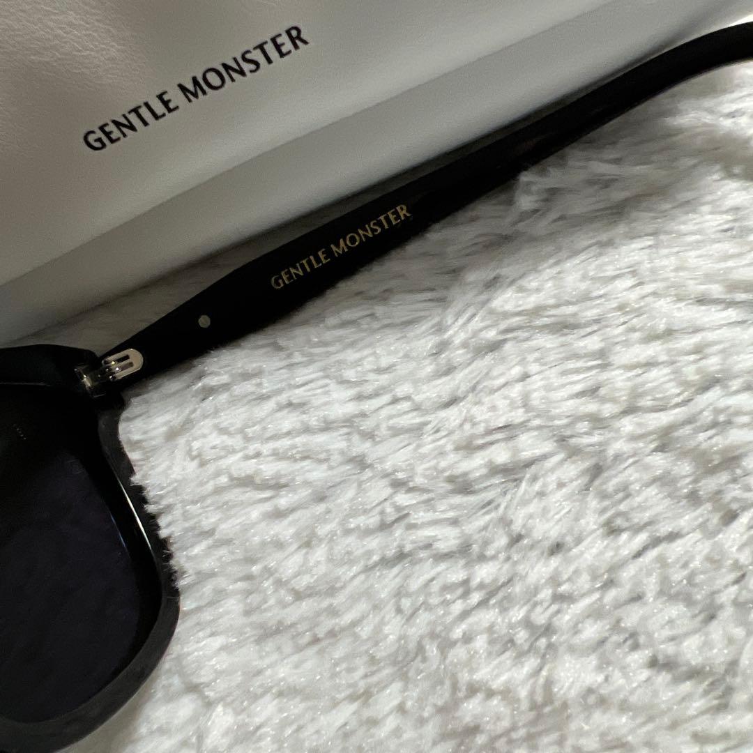 美品GENTLE MONSTER サングラス DEAR-01 ブラック