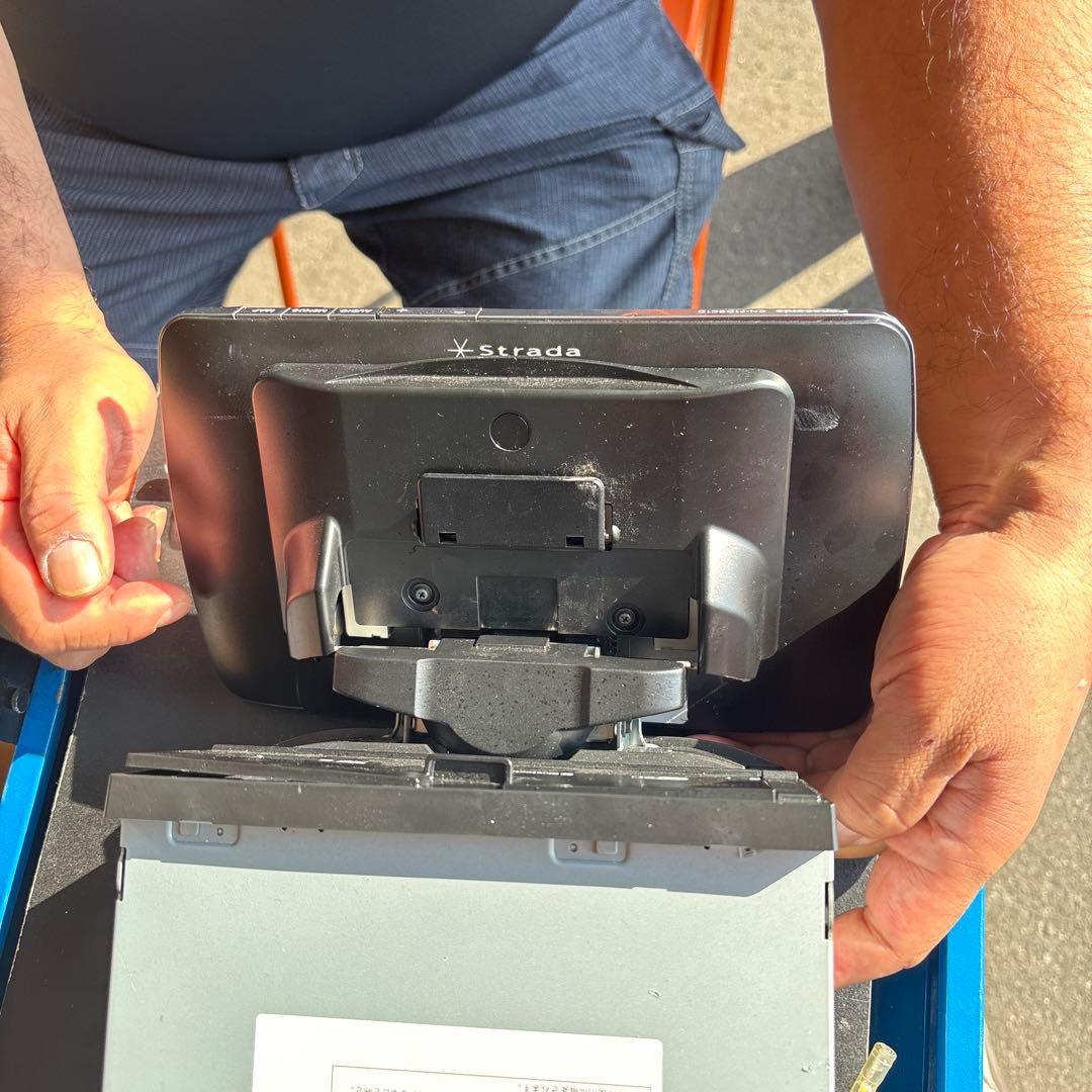 #1919 パナソニック　CN-F1D9C1D 9インチフローティングナビ