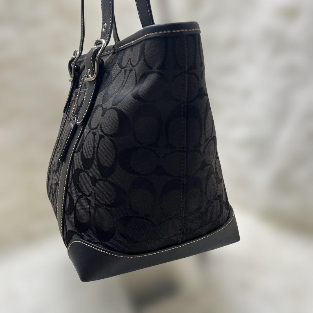 美品 COACH コーチ トートバッグ シグネチャーキャンバス6042 ブラック
