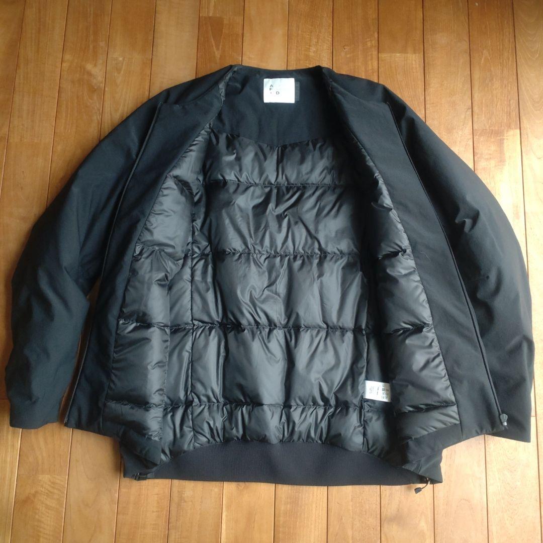 ALLIED FEATHER + DOWN　ラウンジダウンブルゾン