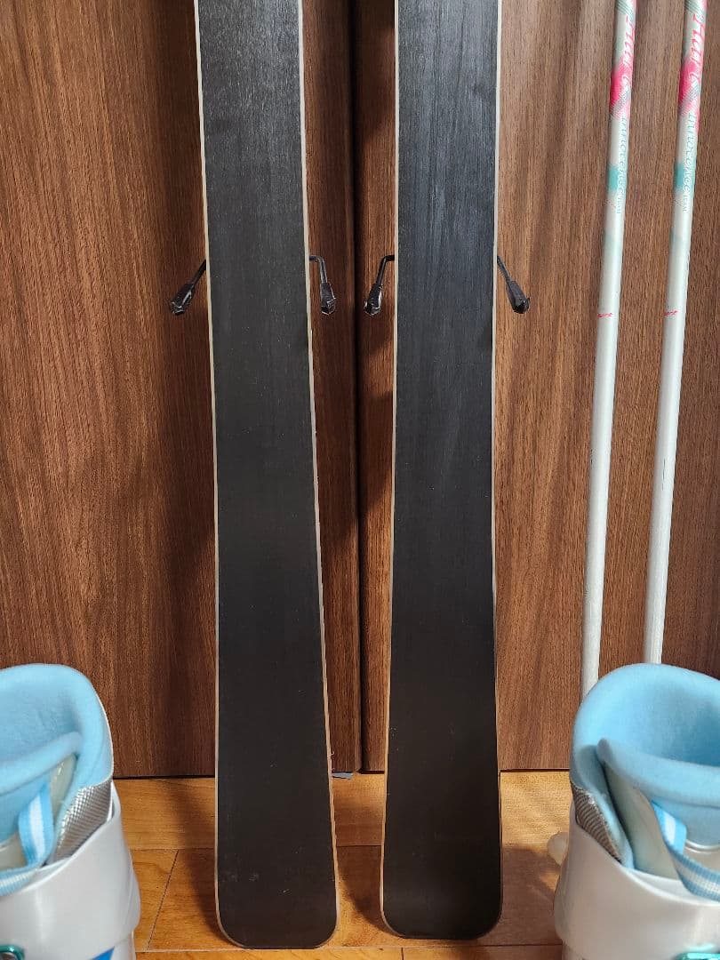 子供スキー板セット　スキー板138cm ブーツ 23cm ストック　95cm