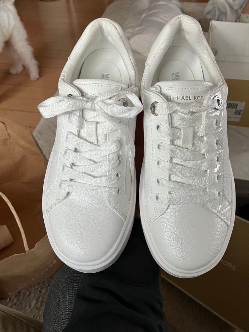 MICHAEL KORS ホワイト スニーカー
