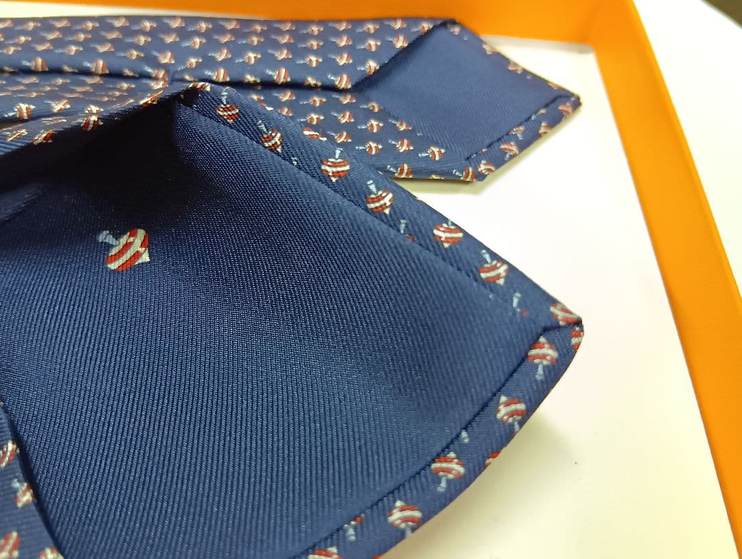 473 HERMES エルメス ネクタイ 新品未使用 箱·タグ付き こま模様