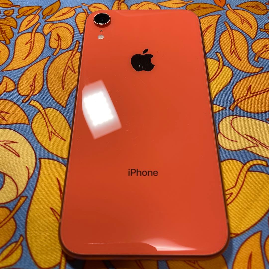 iPhone XR 64GB SIMロックなし