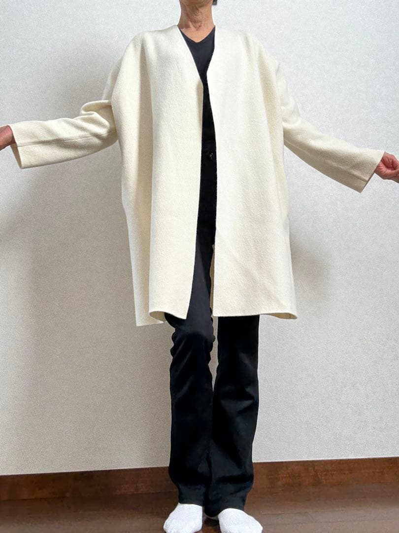 Theory ノーカラージャケット アイボリー