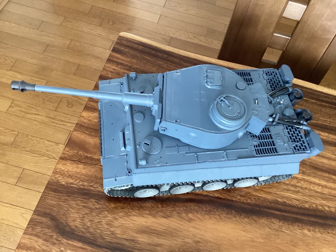 ラジコン戦車　ヘンロン　1/16 タイガーⅠ型　金属キャタ