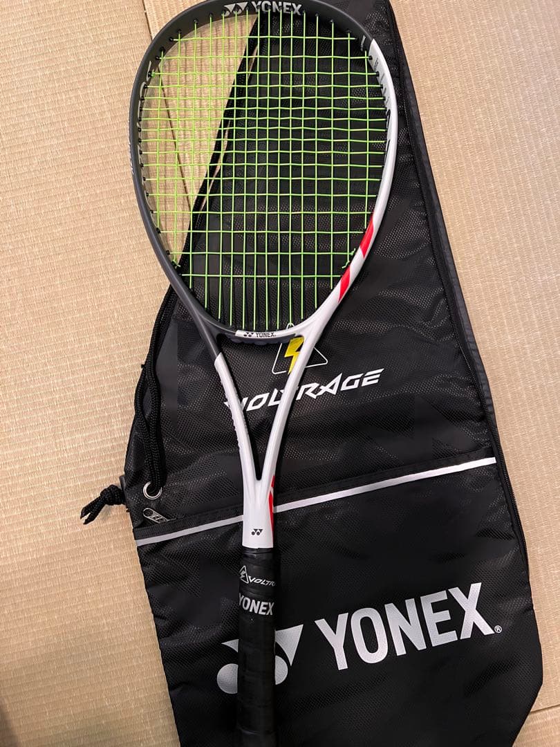 YONEX ヨネックスVOLTRAGE ボルトレイジ 7V