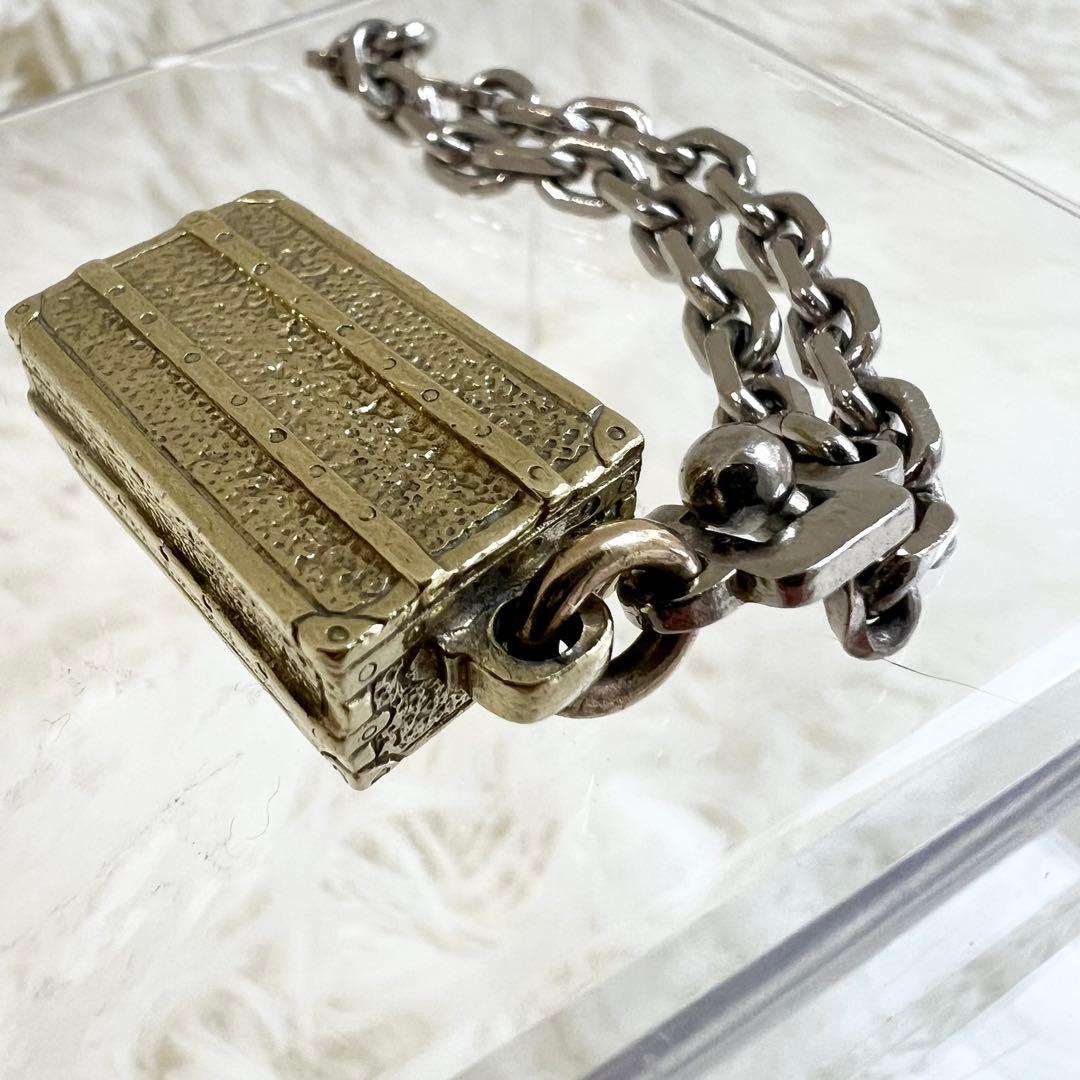【希少】 極美品 LOUIS VUITTON キーホルダー トランク型 LV