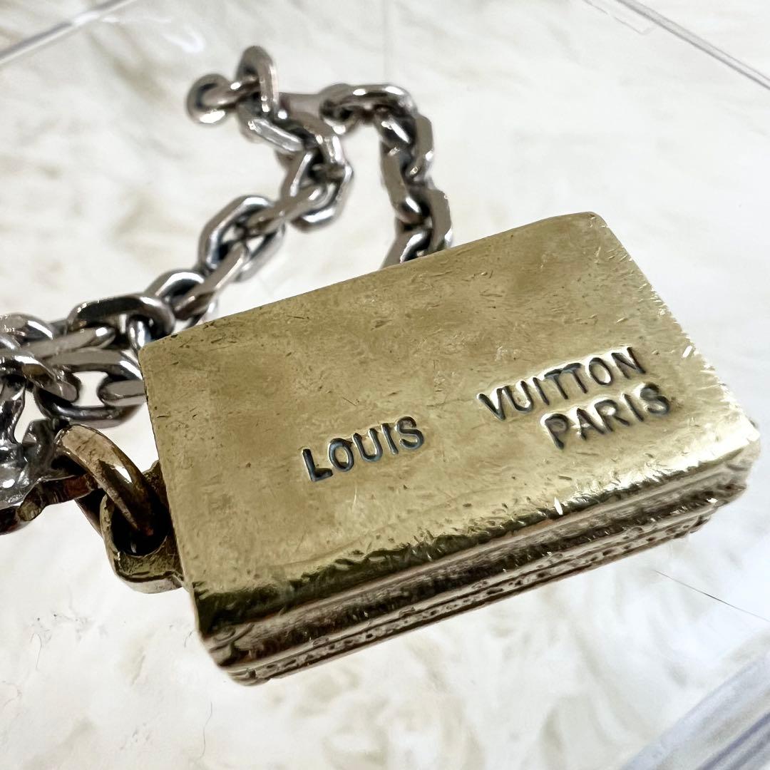 【希少】 極美品 LOUIS VUITTON キーホルダー トランク型 LV