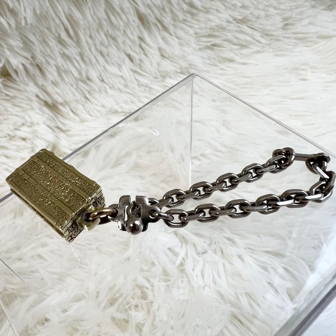【希少】 極美品 LOUIS VUITTON キーホルダー トランク型 LV