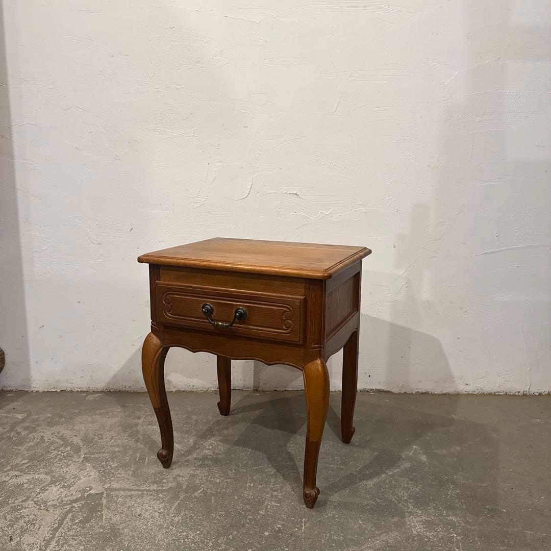 ヴィンテージ　木製サイドテーブル　引き出し付き