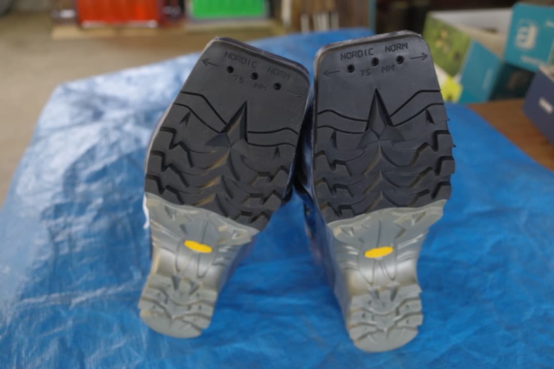 テレマークスキーブーツ スカルパ　T2eco