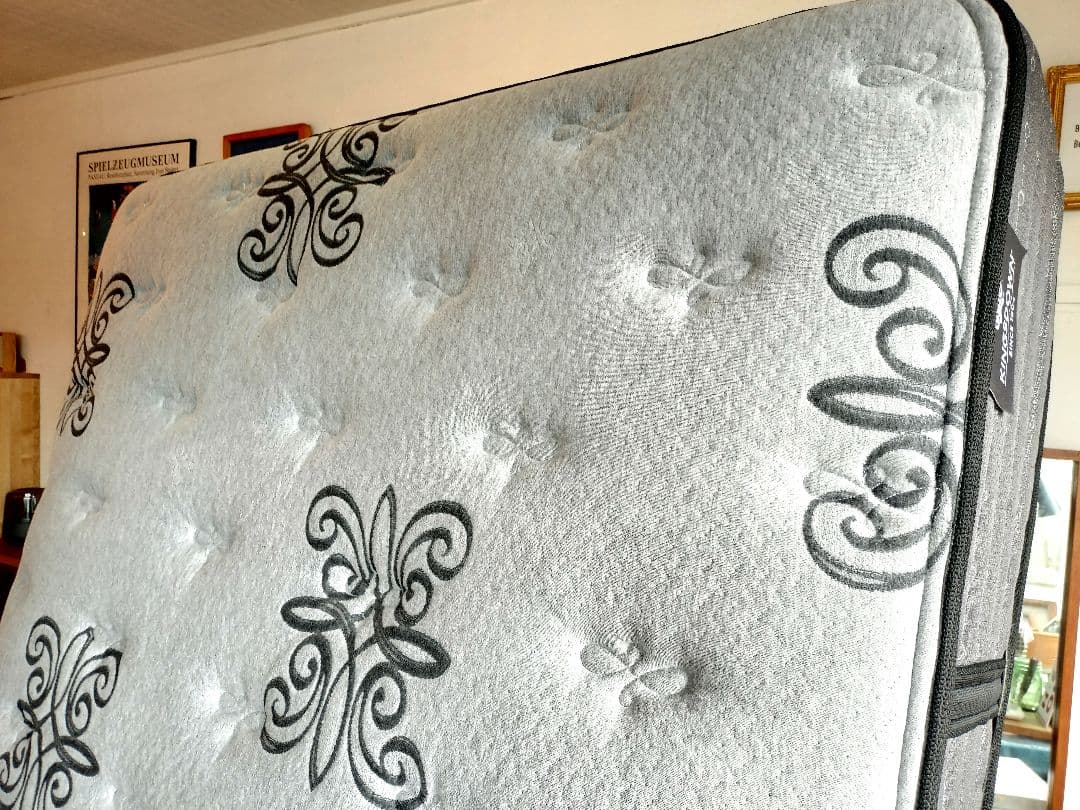 美品 IDC 大塚家具 REGALIA パーフェクション マットレス ダブル