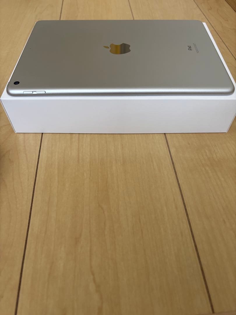 Apple iPad 第9世代 Apple認定整備済製品　Wi-Fi