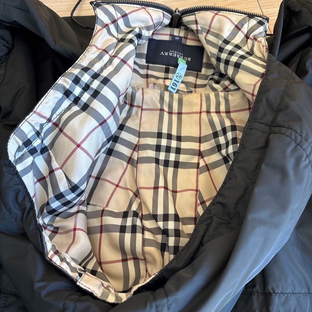 r*o様 バーバリー　フード付きジャンパー　L