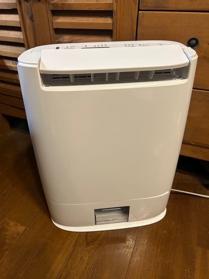 2021年製　 美品 衣類乾燥除湿機　パナソニック　F-YZU60 14畳