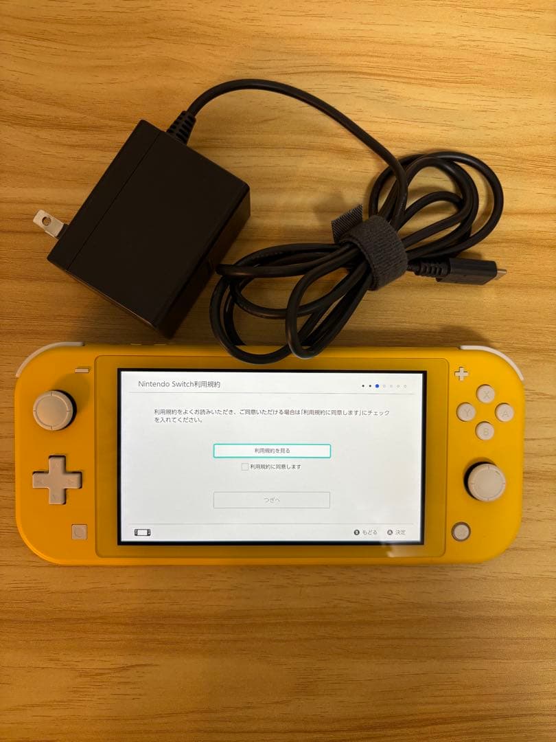 Switch Lite イエロー 本体 純正充電器付き 初期化済