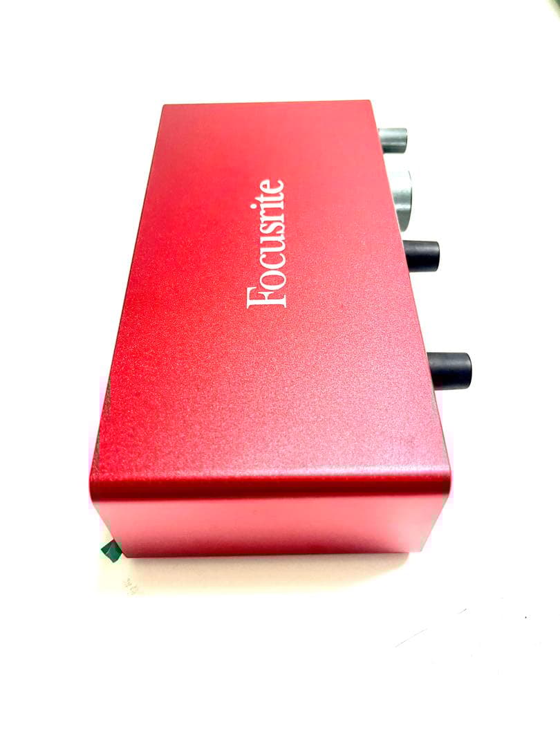 Focusrite Scarlett 2i2 (第3世代)