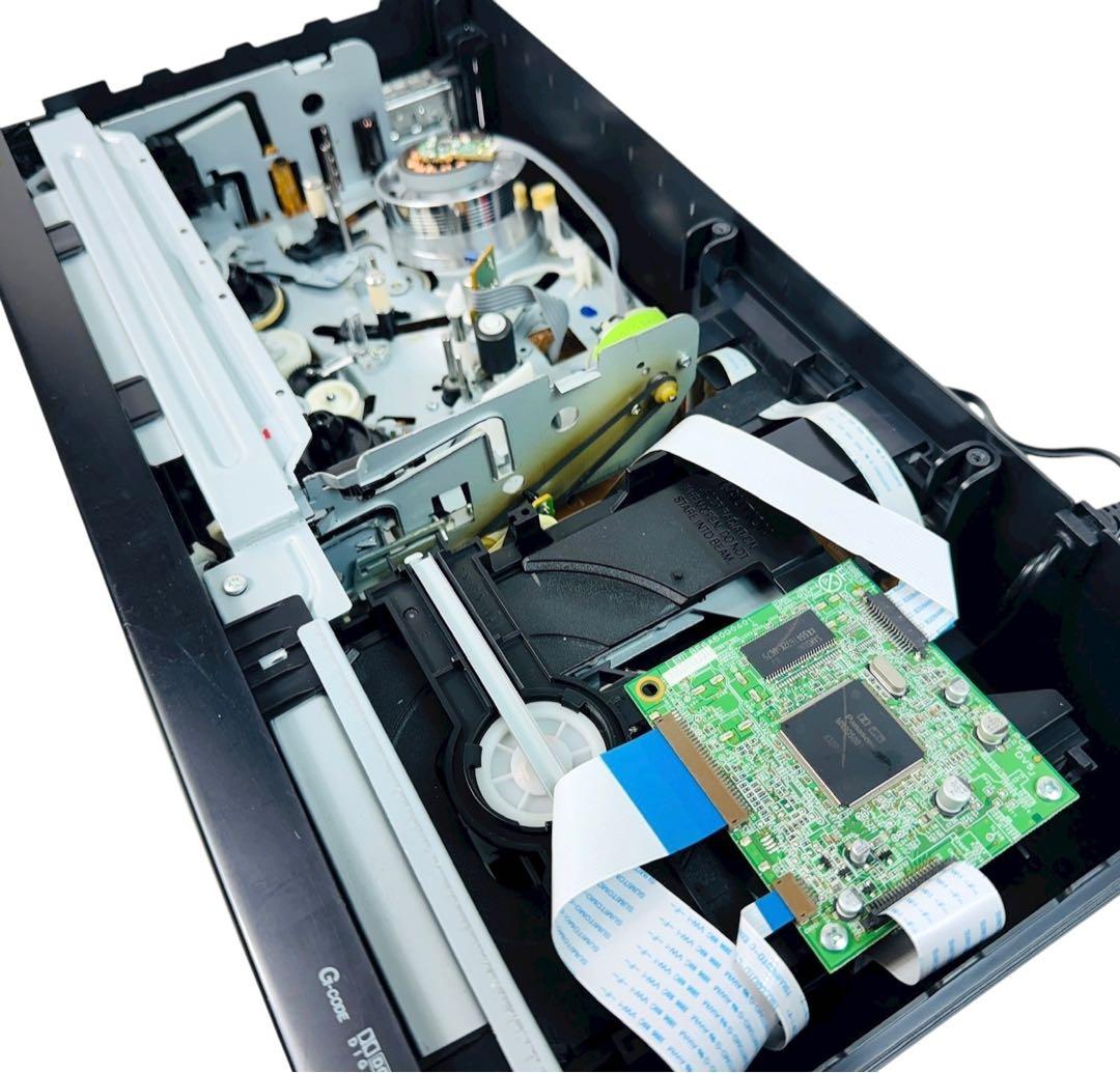 TOSHIBA 東芝 VHS ビデオ一体型DVDプレーヤー SD-V800