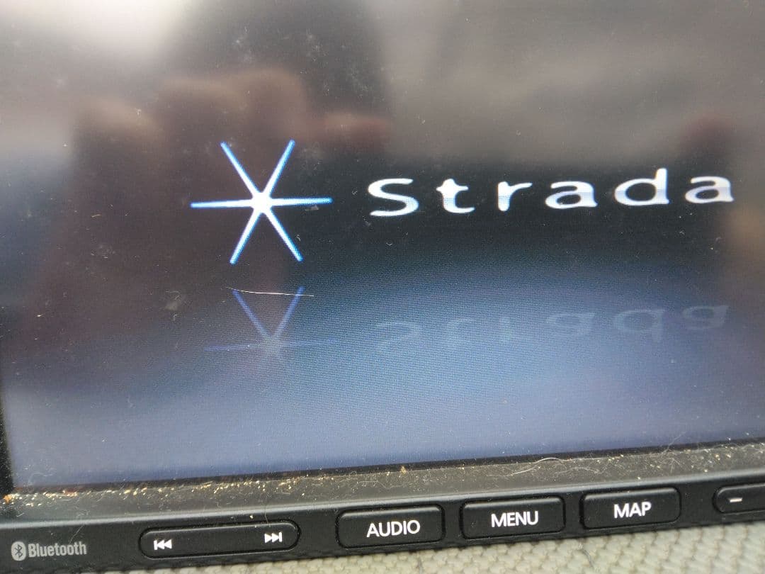 Panasonic CN-E330D カーナビ　ストラーダ　バックカメラおまけ