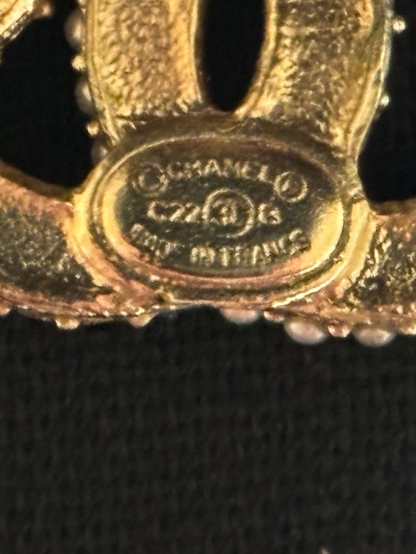 CHANELシャネル22Bココマークラインストーンパールピアス