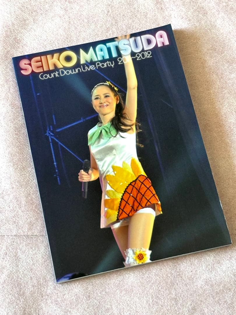 COUNT DOWN 2011〜2012 初回限定盤　松田聖子