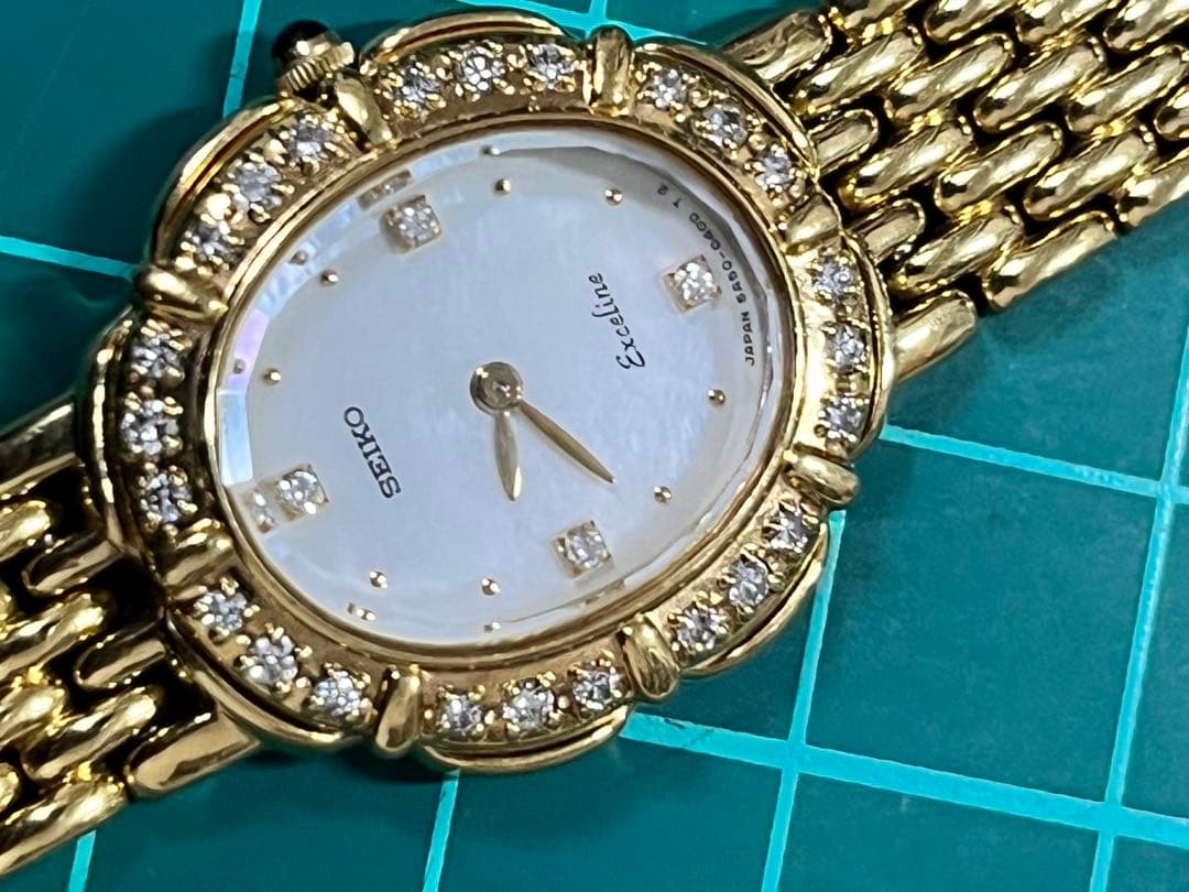 SEIKO エクセリーヌ ゴールド オーバル 石付き☆綺麗☆早い者勝ち☆腕時計