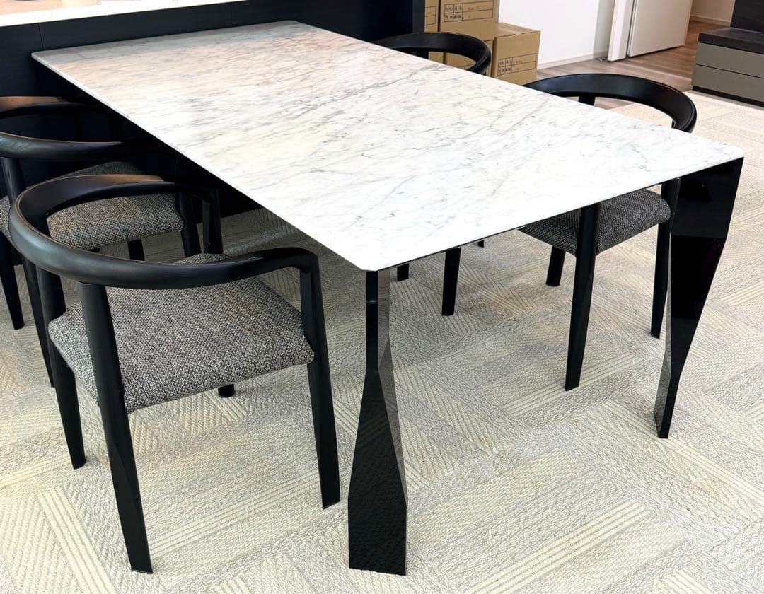 美品 Molteni&C Missチェア 1脚 約20万円 ダイニングチェア