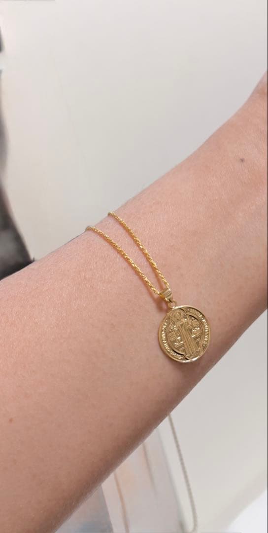 K18 St. Benedictゴールドメダル型ネックレス!