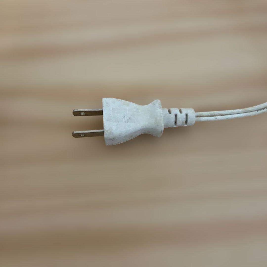 ツェツェ・アソシエ　キュービストライト