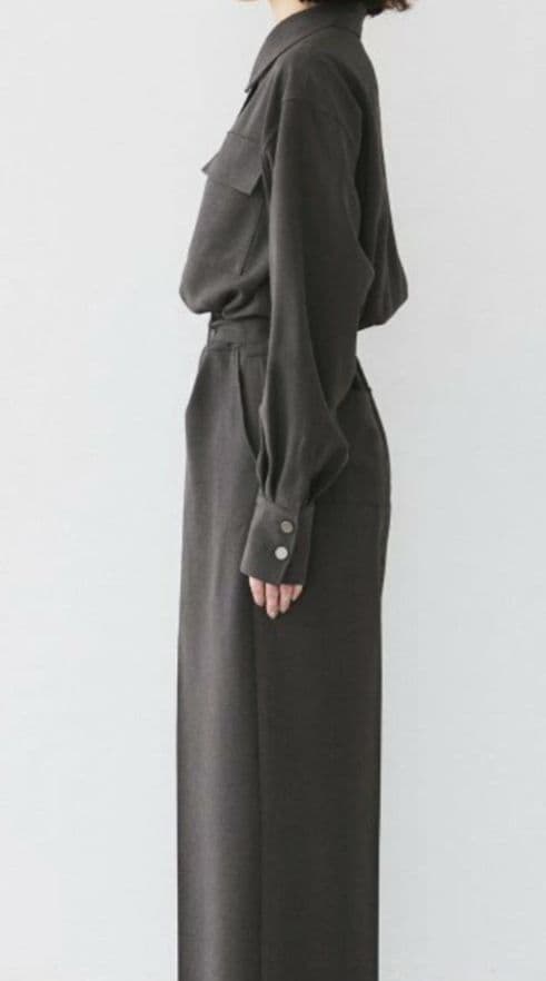 新品 oggi ×UNTITLED コラボシャツオールインワン