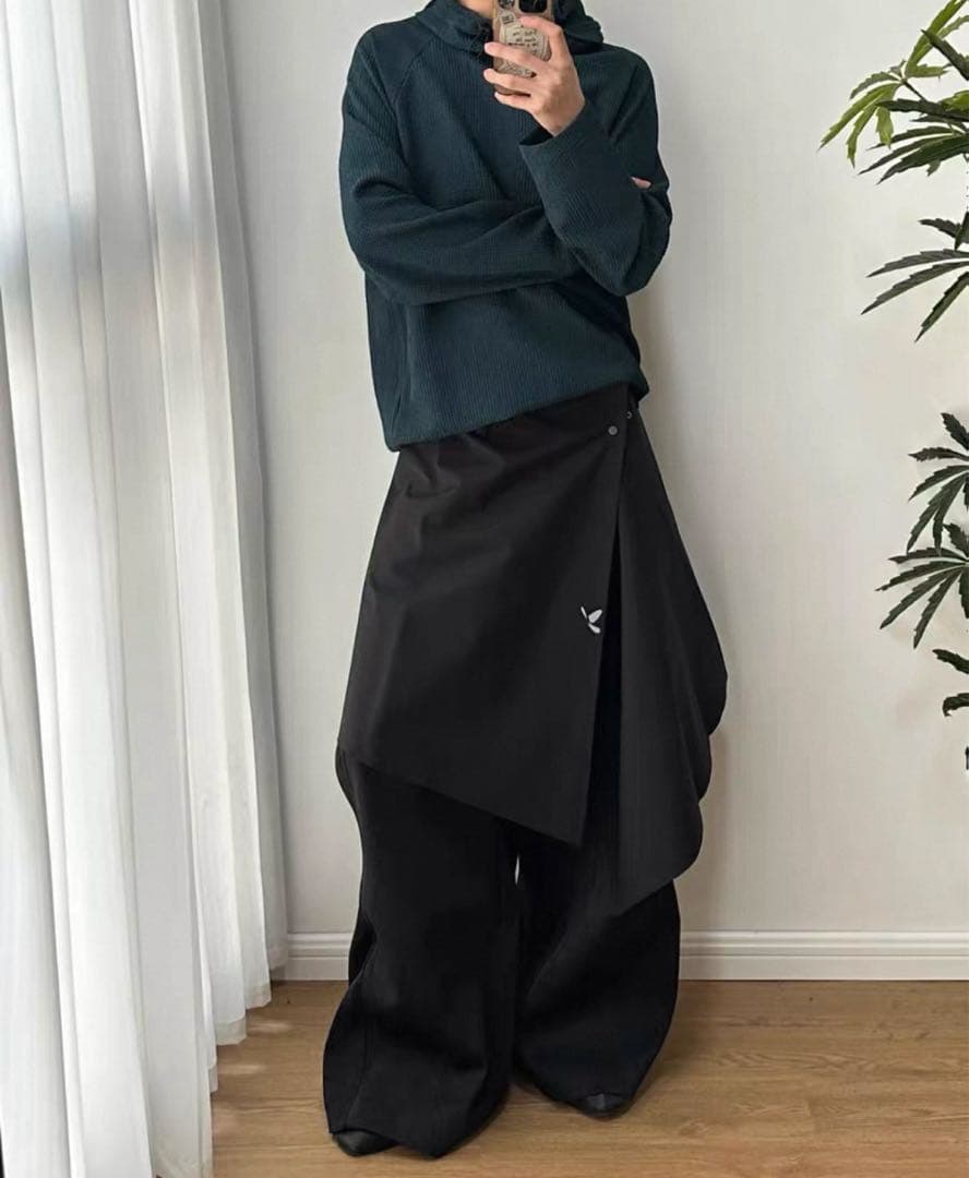 専用 yausye 中国新鋭 ナイロンスカート スカート