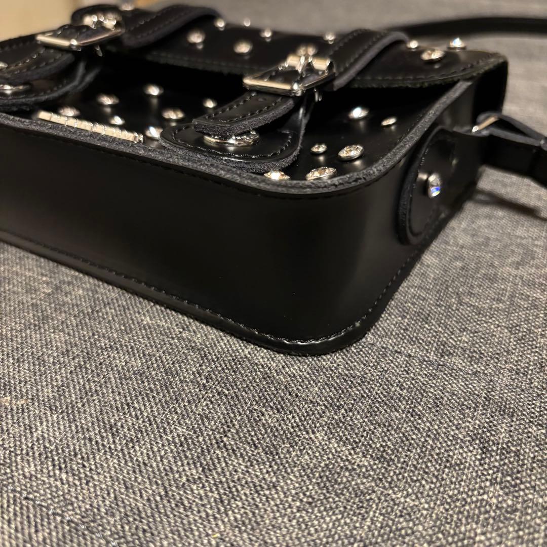 Dr.Martens × スワロフスキー　バッグ