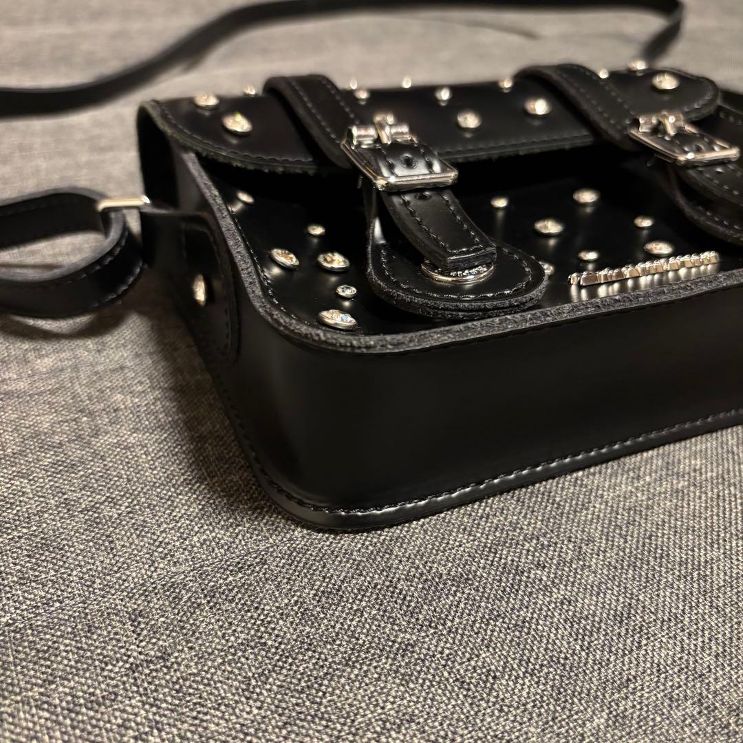 Dr.Martens × スワロフスキー　バッグ