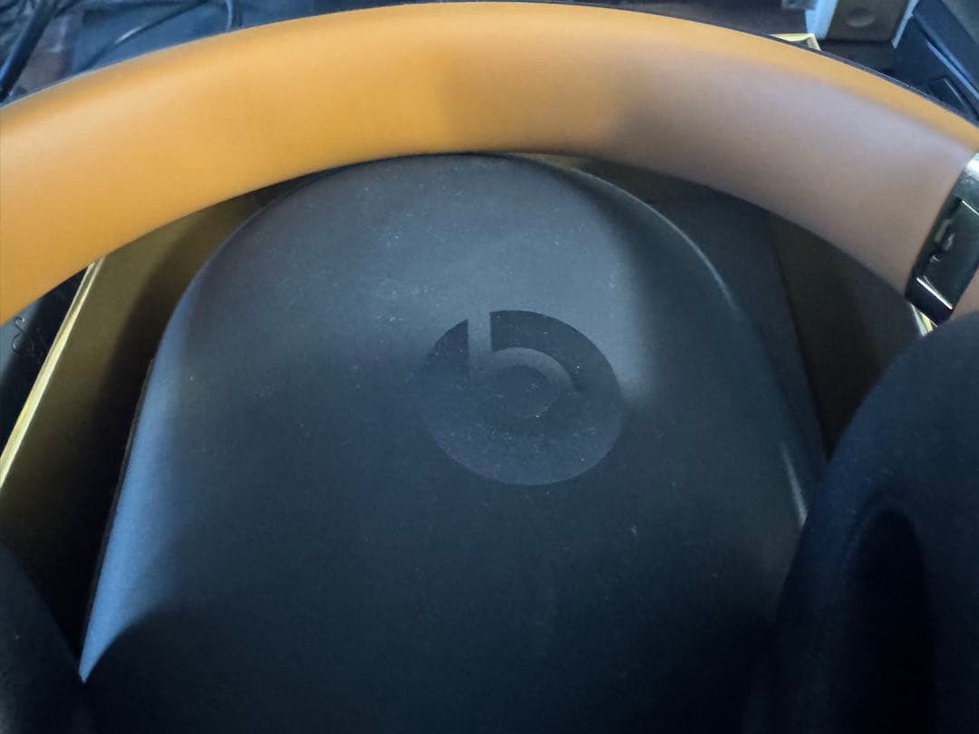 Beats Studioe wirelessヘッドホン