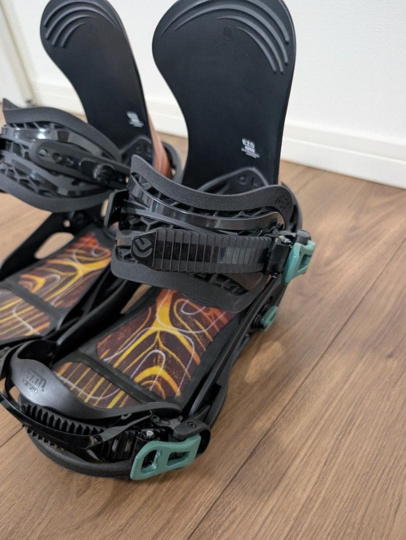 【レア・美品】FLUX EZO Mサイズ 限定モデル ビンディング