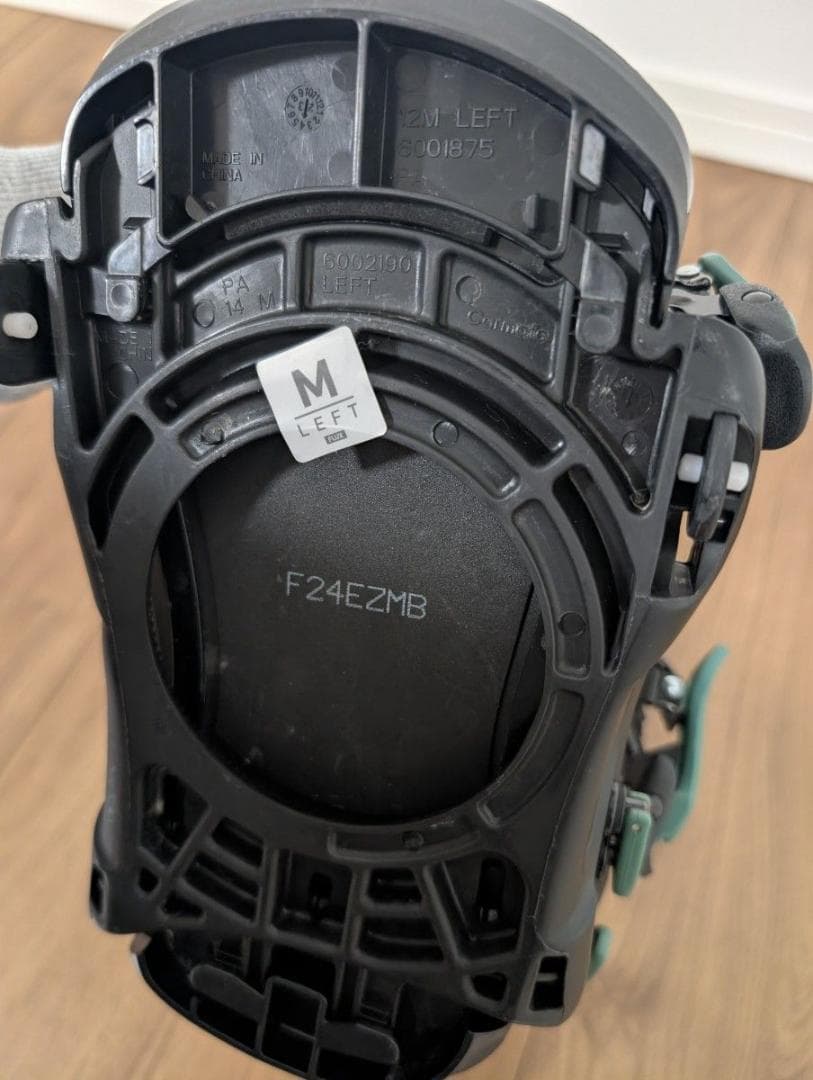 【レア・美品】FLUX EZO Mサイズ 限定モデル ビンディング