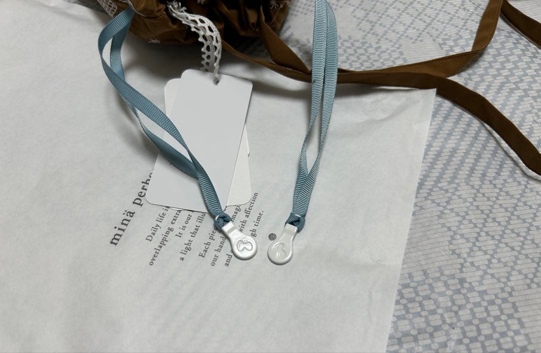 ミナペルホネン mori no hoshi サコッシュ