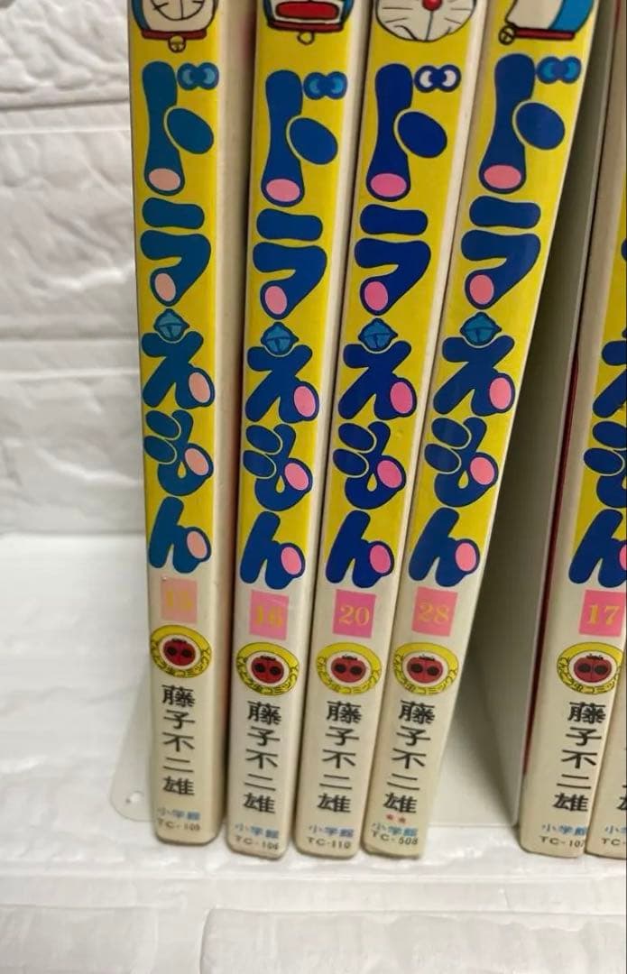 【初版・希少】ドラえもん 17〜42巻(初版16冊)+おまけ付/藤子•F•不二雄