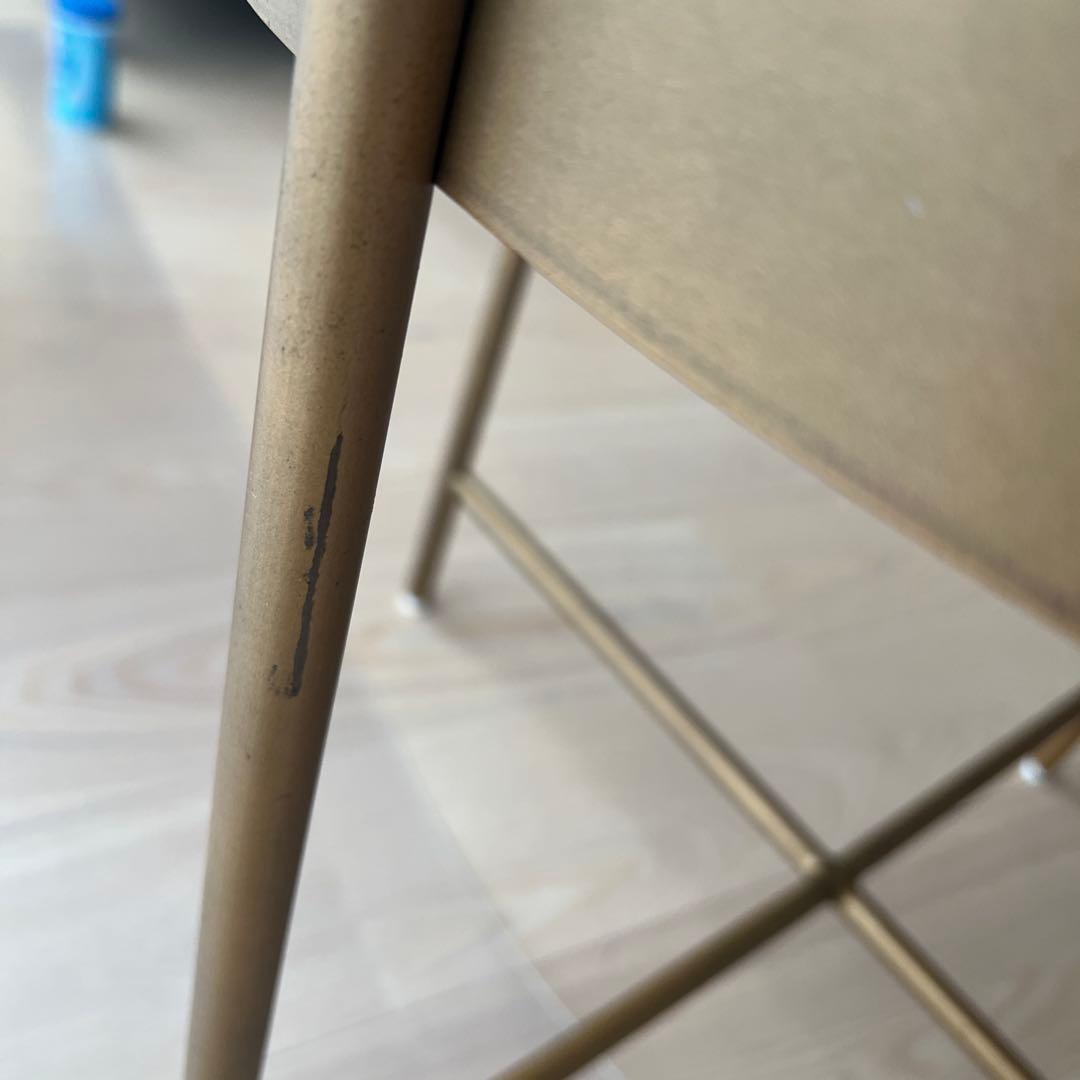 60cm大理石円形テーブル　脚ブロンズゴールド