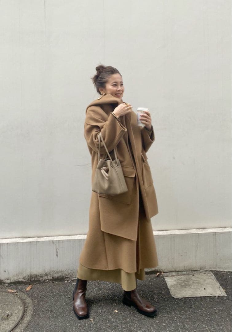 【ETRE TOKYO】 リバーロングフーディーストールコート(キャメル)