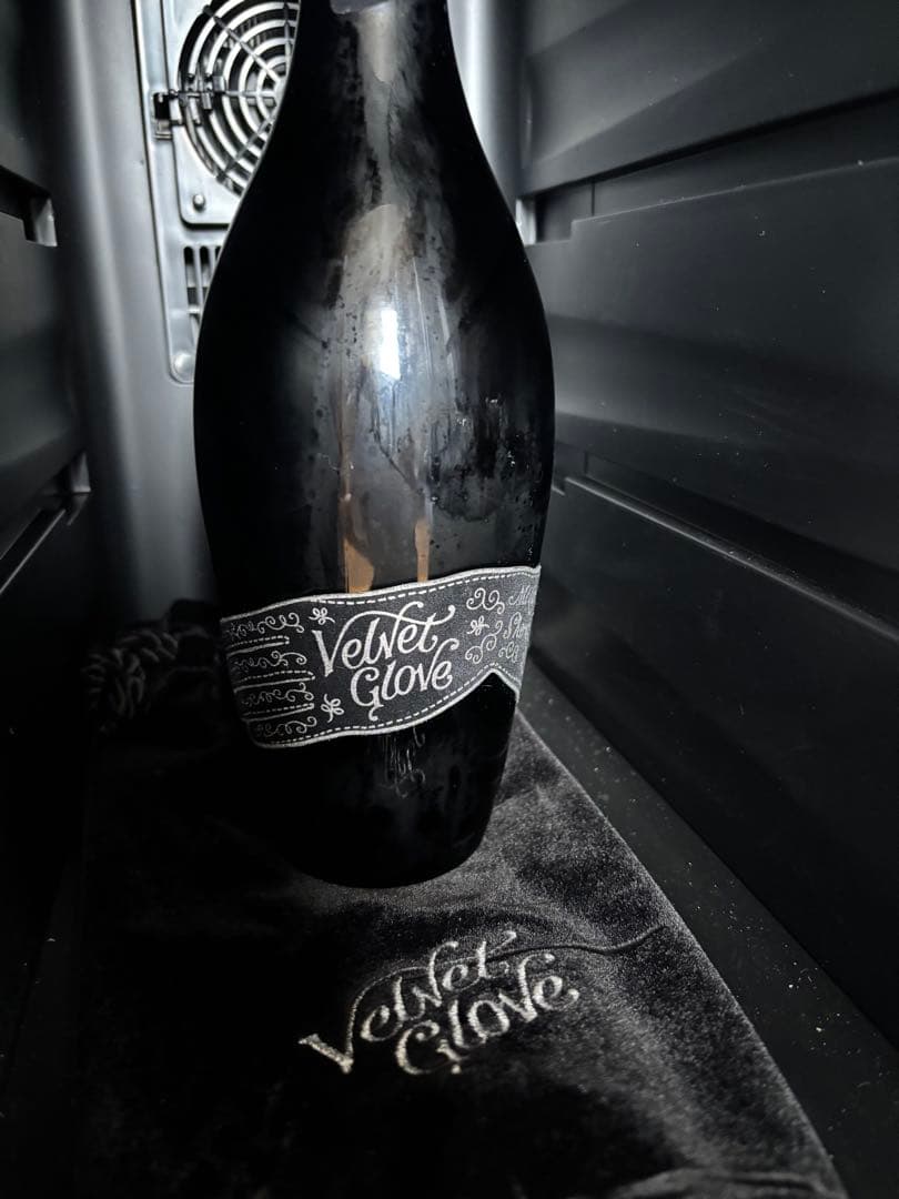 【現地調達】Velvet Glove 2017 Molly Dooker