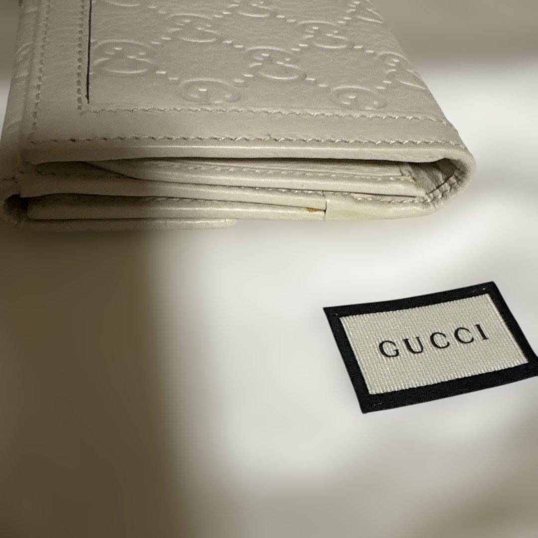 GUCCI グッチ GGシマレザー アイボリー　Ｗホックタイプ　保存袋・箱付き