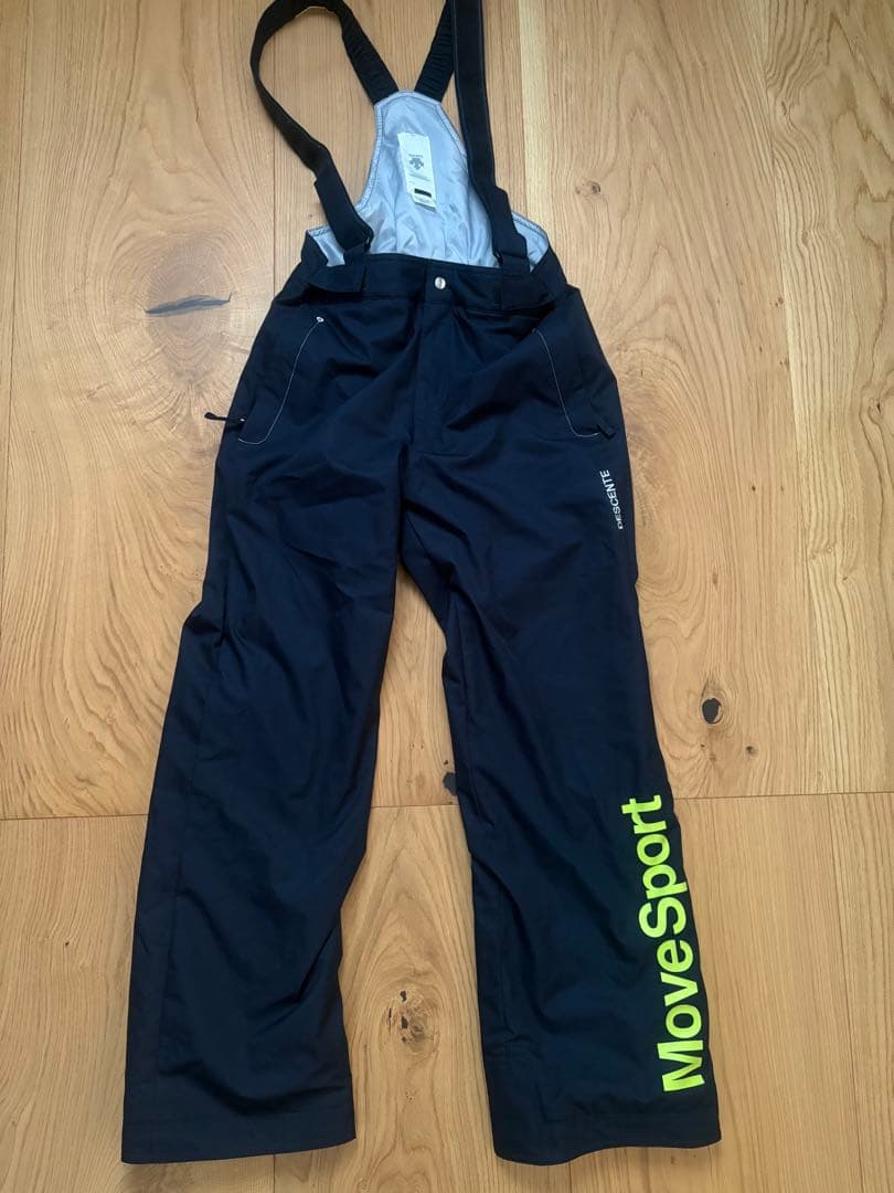 デサントスキーウェア 160cm Move Sport上下セット