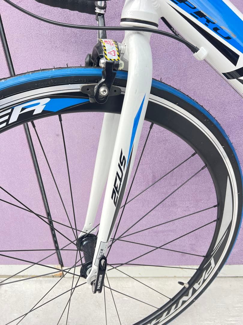 Wahoo KICKR SNAP 屋内バイクトレーナーPANTHER Zeus