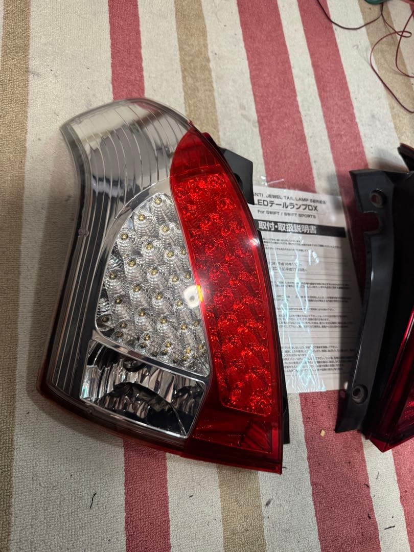 スイフト ZC ZD ヴァレンティ テールランプ テール