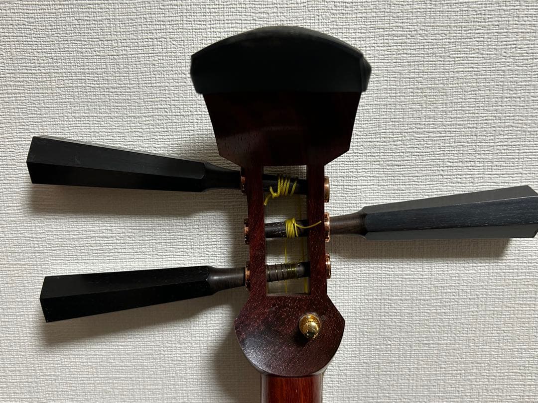 津軽三味線　太棹　銀河印　バチ・セミハードケース付