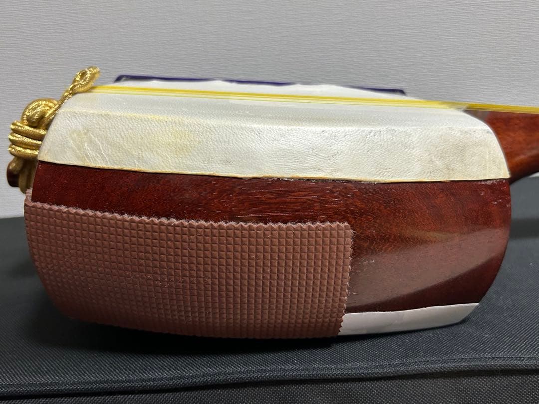 津軽三味線　太棹　銀河印　バチ・セミハードケース付