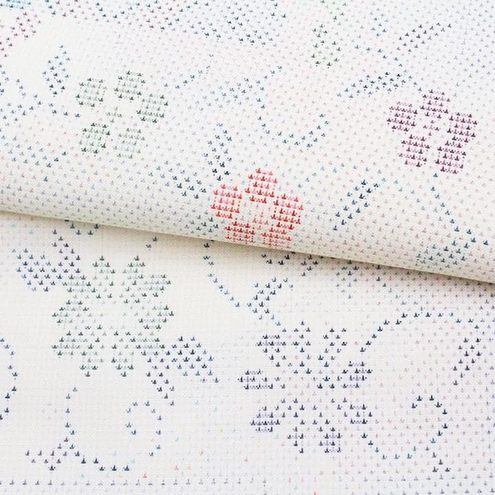 裄６５ｃｍ　本場白大島紬の最高峰【恵大島紬織物・恵積五郎】　～白恵泥～　新品です