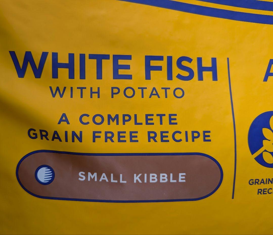 FISH4DOGS FINEST ホワイトフィッシュ ドッグフード15kg